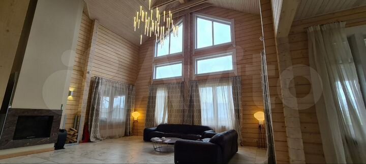 Дом 400 м² на участке 25 сот.