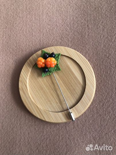 Брошь ручной работы