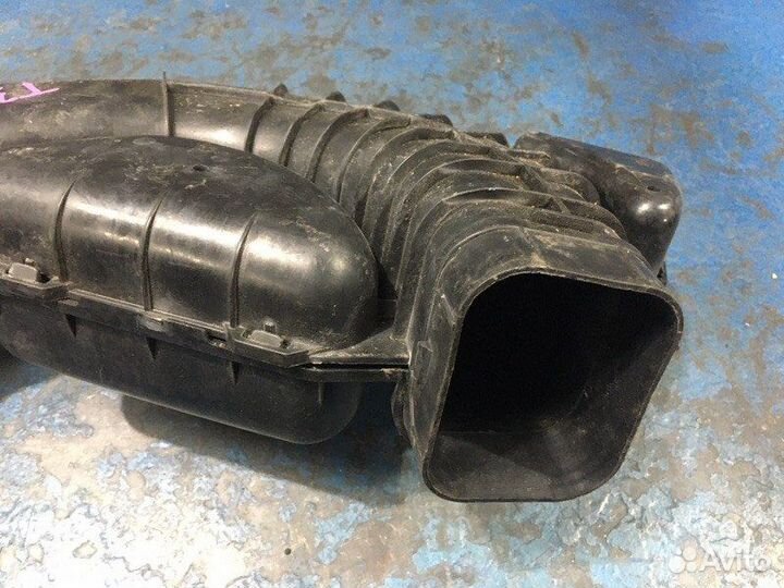 Воздухозаборник Nissan X-Trail T31