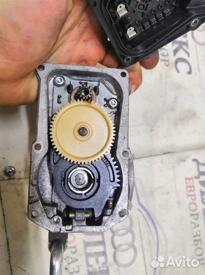 Заслонка дроссельная электрическая Mazda