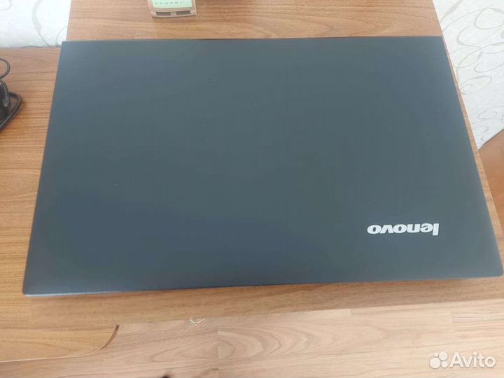 Ноутбук lenovo