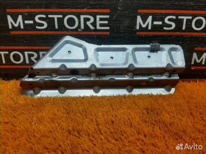 Защита выпускного коллектора Audi Q5 8R cdnc 2010