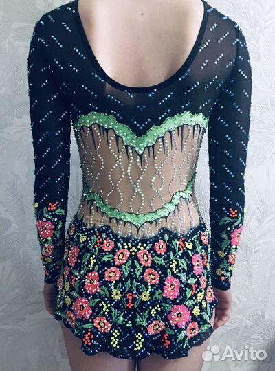 Купальник для художественной гимнастики