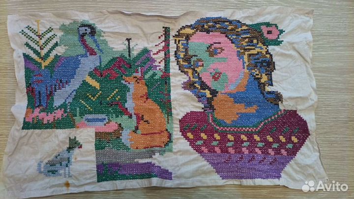 Кружевные вставки, вышивка