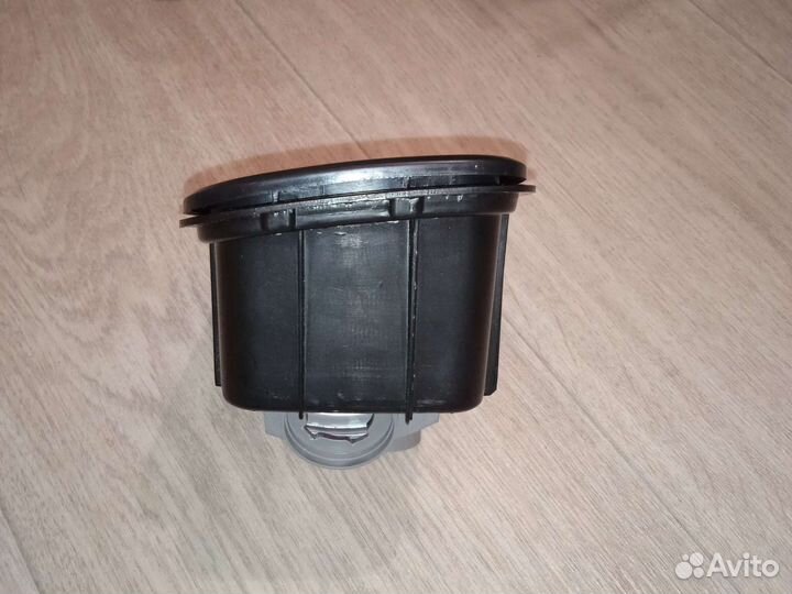 Левая противотуманная фара Mitsubishi lancer 9