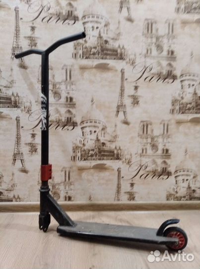 Трюковой самокат