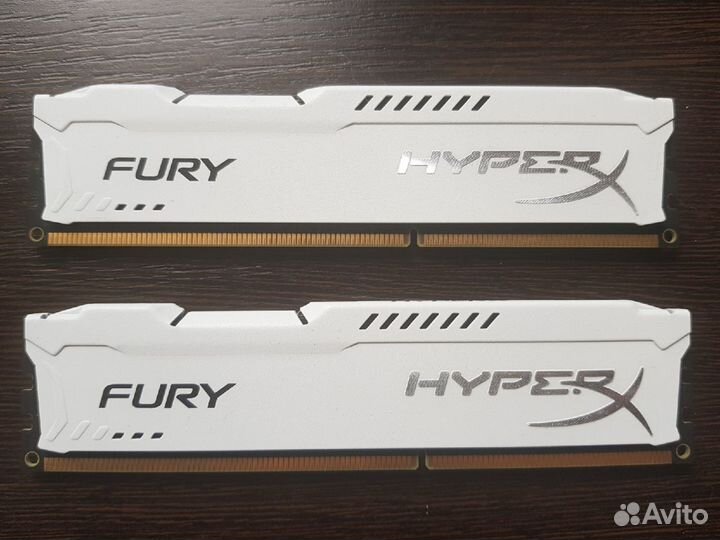 Продам оперативку 2 планки по 4gb HyperX Fury ddr3