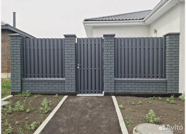 Забор и тираски