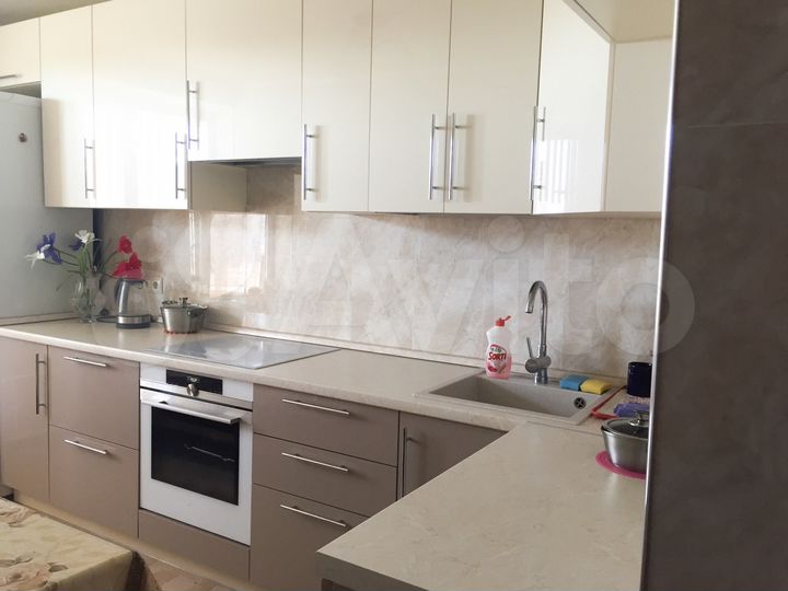 Комната 17 м² в 2-к., 8/16 эт.