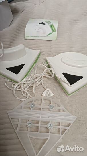 Магнитная щетка для мытья окон