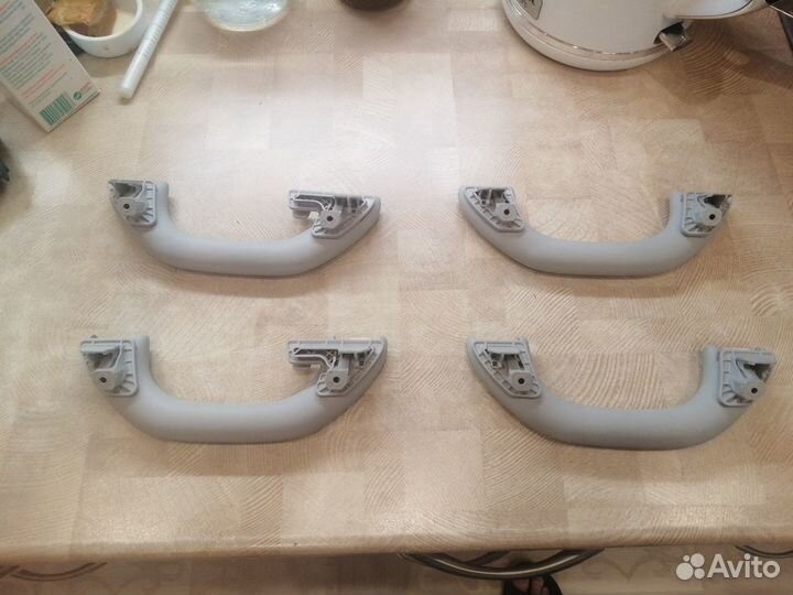 Ручка потолочная VW Passat B6 Golf Tiguan