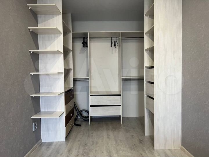 1-к. квартира, 43 м², 9/18 эт.