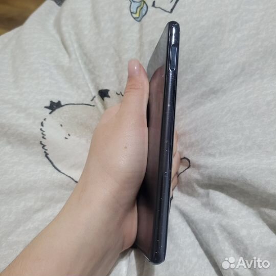 Samsung Galaxy S10, 6/128 ГБ