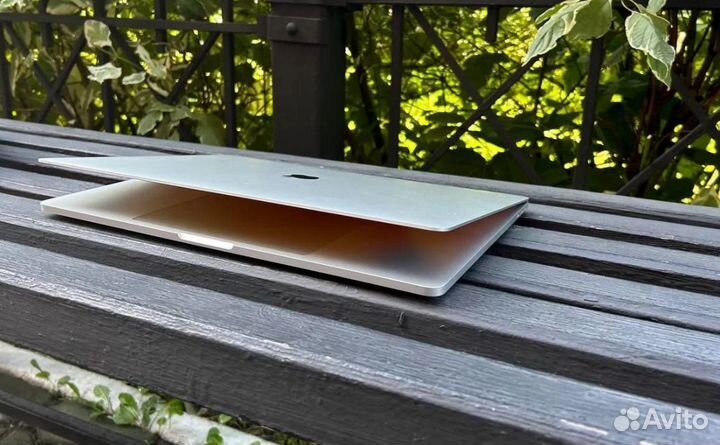 MacBook Pro 16 2019 16/512 как новый