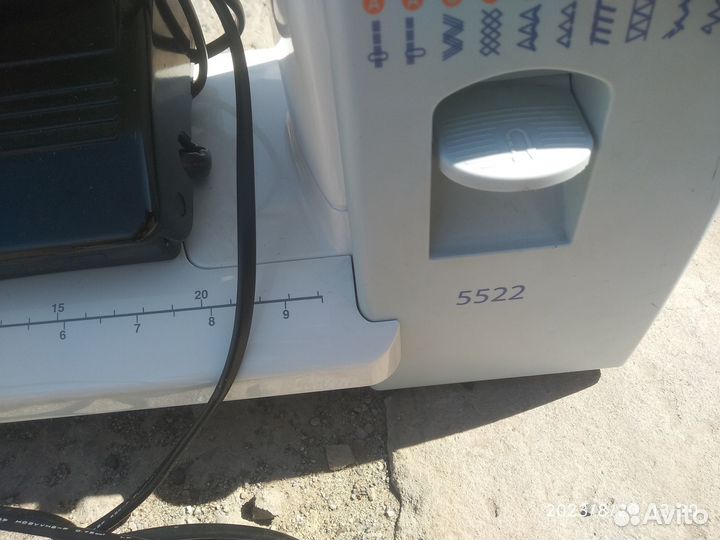 Швейная машинка janome