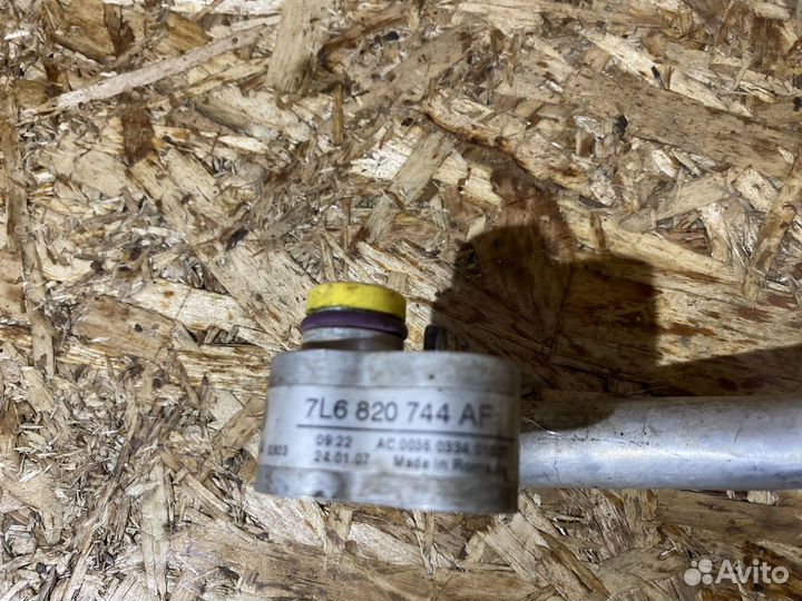 Трубка кондиционера VW Touareg GP 02-10