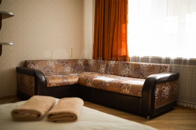 1-к. квартира, 42 м², 1/9 эт.