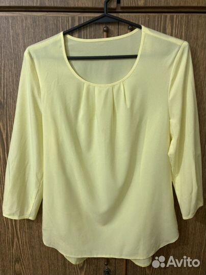 Блузка из вискозы DressCode лимонного цвета