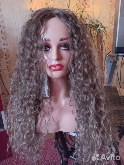 Парик женский длинный