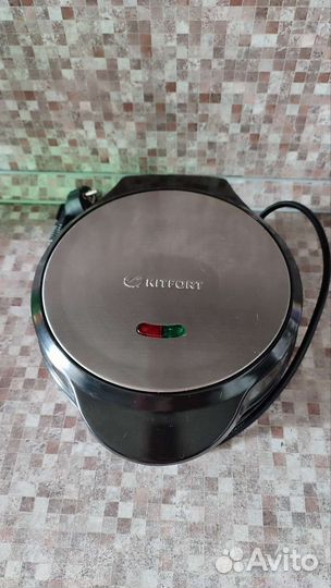 Электрическая вафельница