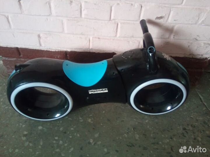 Беговел star one scooter