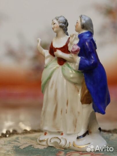 Статуэтка фарфоровая Grafenthal кавалер и дама