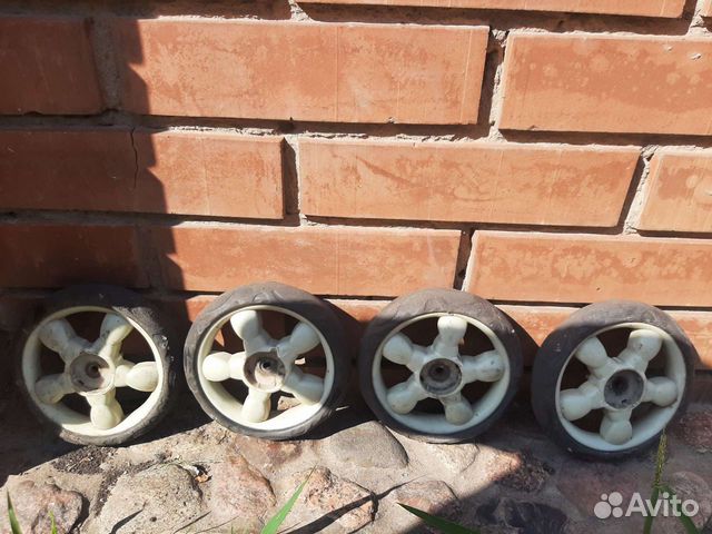 Колеса для детской коляски