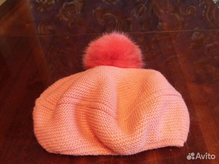 Шапка женская вязаная