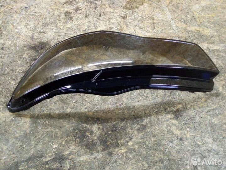 Стекло фары переднее левое Audi A 6 C 7