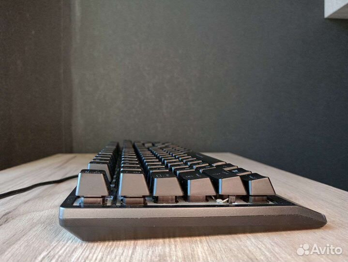 Игровая клавиатура MSI Vigor gk30