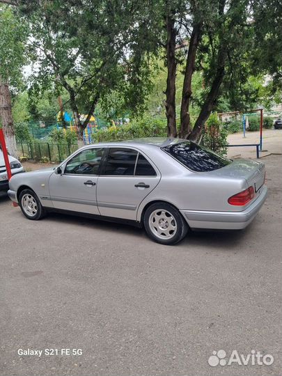 Mercedes-Benz E-класс 2.3 AT, 1997, 579 300 км