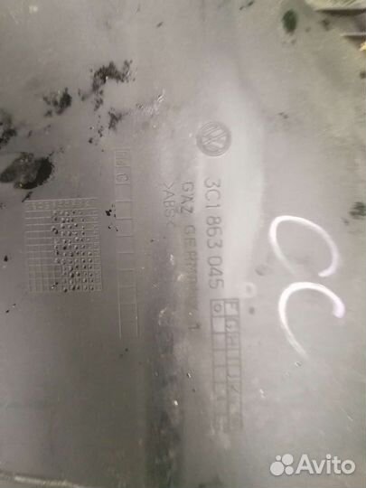 Volkswagen Passat B6 накладка центральной консоли