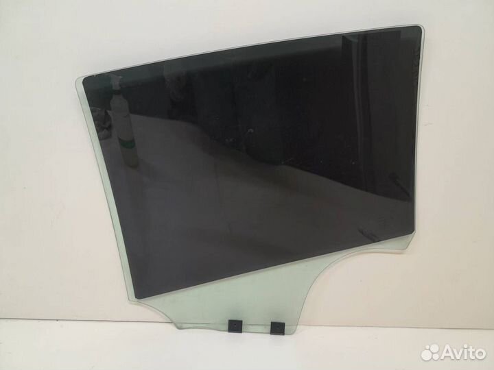 Стекло двери задней правой Renault Sandero 2009-20