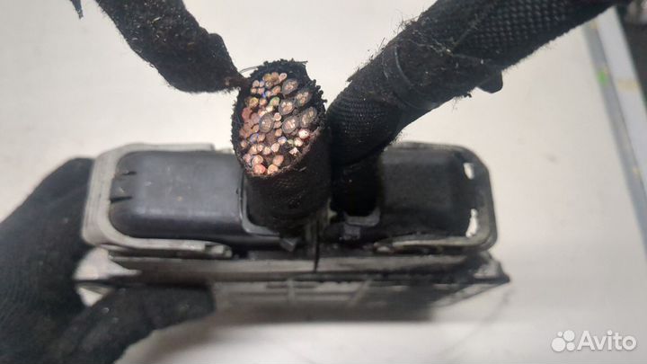 Блок управления двигателем Opel Astra J, 2011