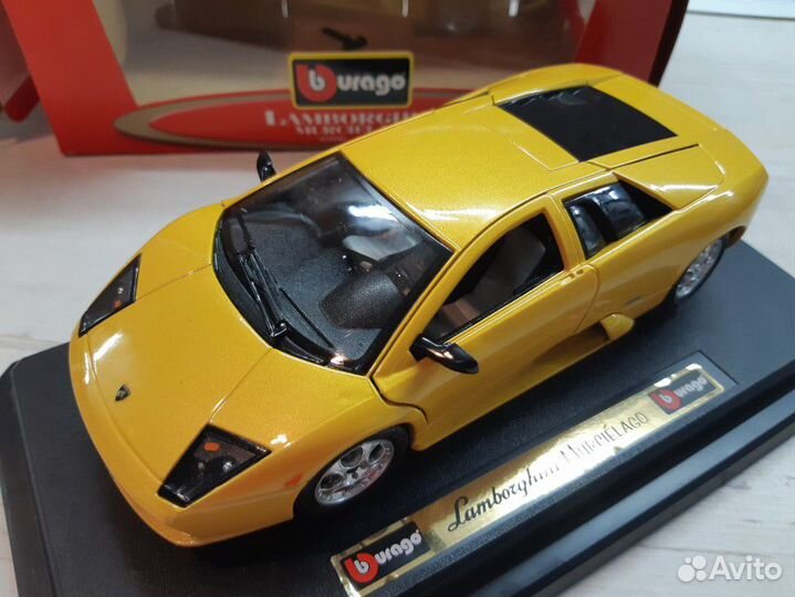 Модель автомобиля Lamborghini Murcielago 1:24