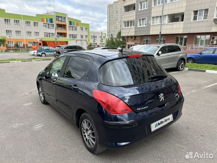 Peugeot 308 1.6 AT, 2009, 130 500 км