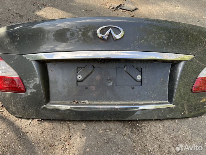 Крышка багажника Infiniti M/Q70 Y51