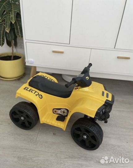 Электромобиль квадроцикл