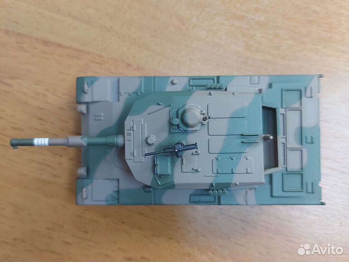 Модель танк Тип 90 Япония 1:72