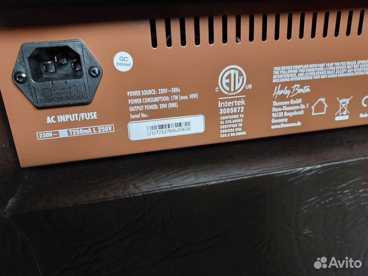 Новый комбоусилитель для вокала или акустики