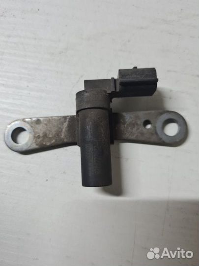 Датчик коленчатого вала Renault Logan LS K7JA710