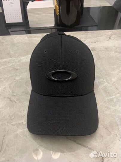 Кепка oakley