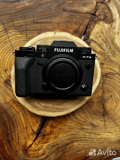 Fujifilm X-T4 (Хороший комплект)