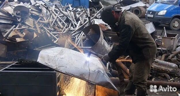 Демонтаж резка металлолома металлоконструкций