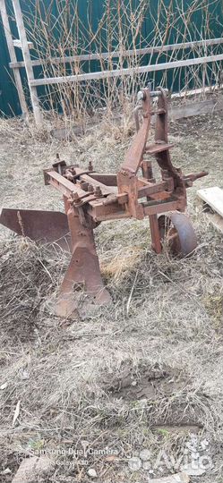 Плуг двухкорпусный