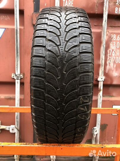 Bridgestone Blizzak LM-80 Evo 215/65 R16