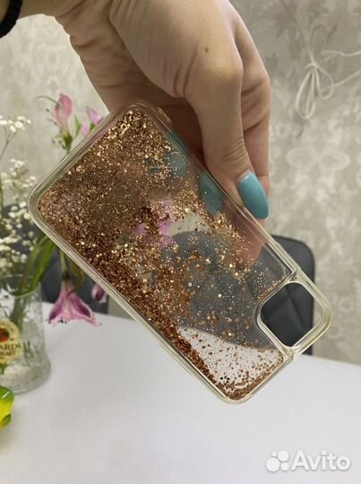 Чехол с жидкими блёстками для iPhone