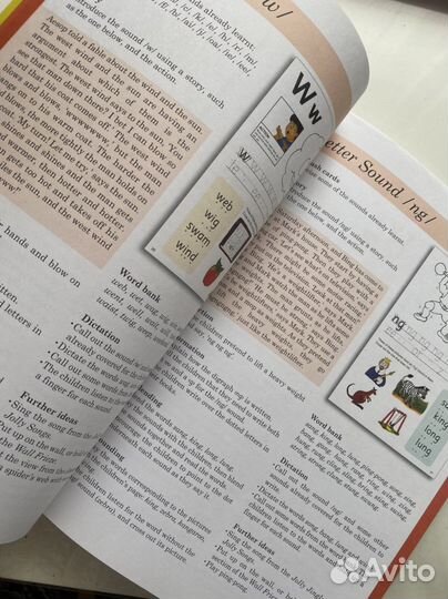 Phonics teacher’s book