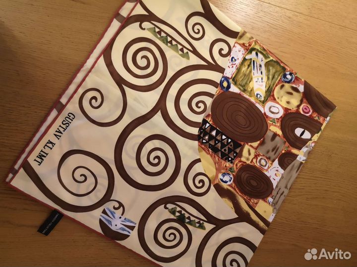 Шелковый платок