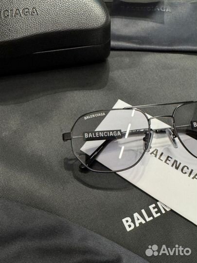 Balenciaga очки